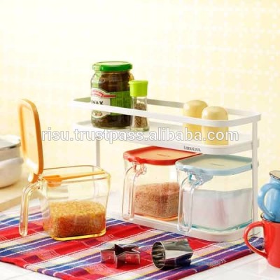 High quality stylish food seasoning container available in a wealth of colors